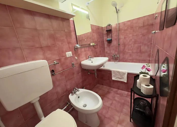 Sussurro Del - A Due Passi Dal Traghetto Tremezzo