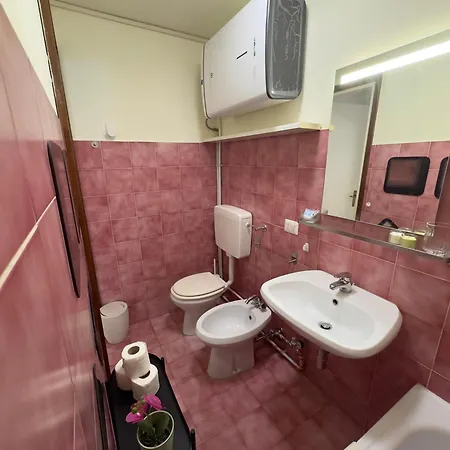 Sussurro Del - A Due Passi Dal Traghetto Appartement *